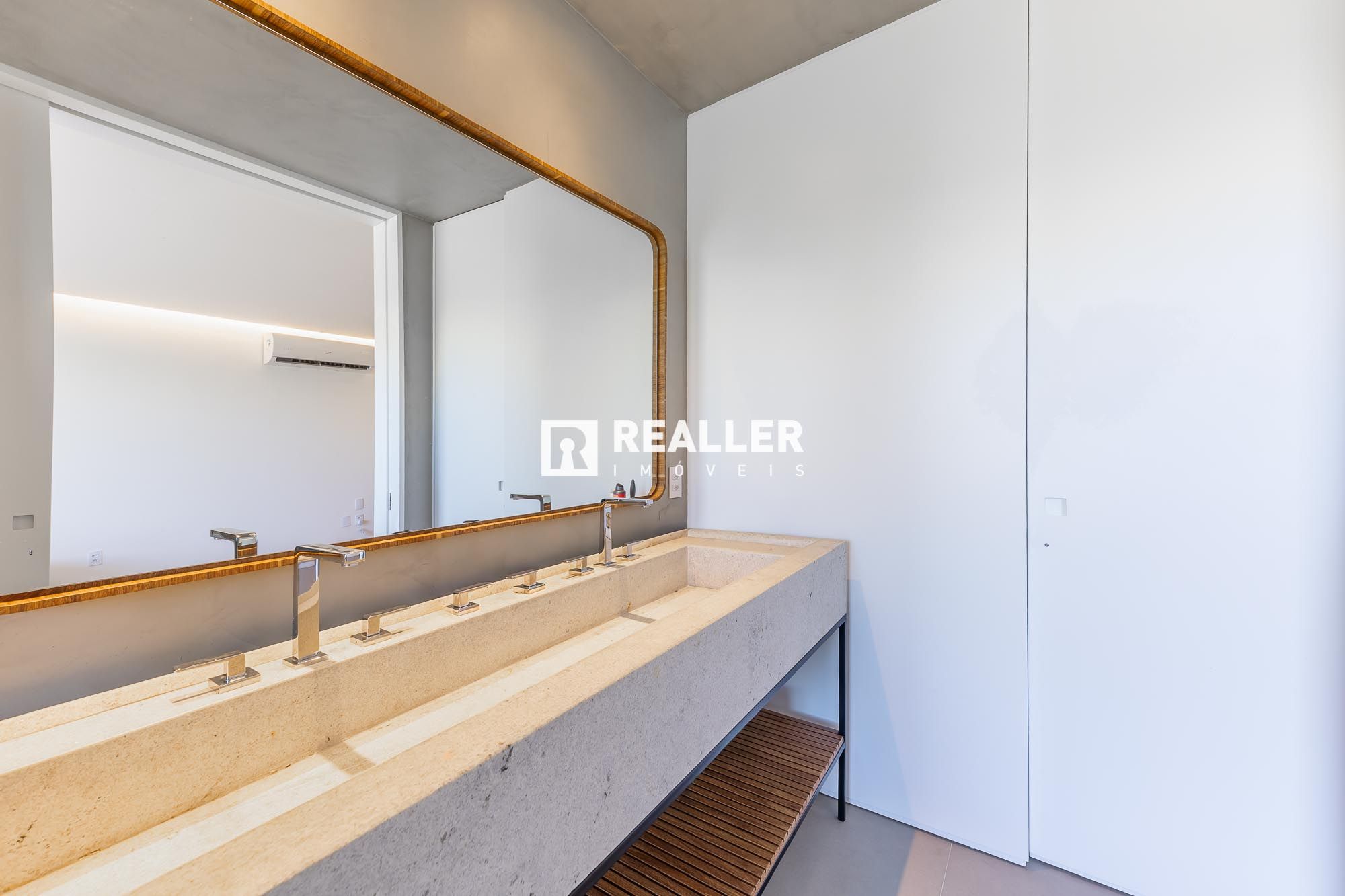 Realler Im&oacute;veis