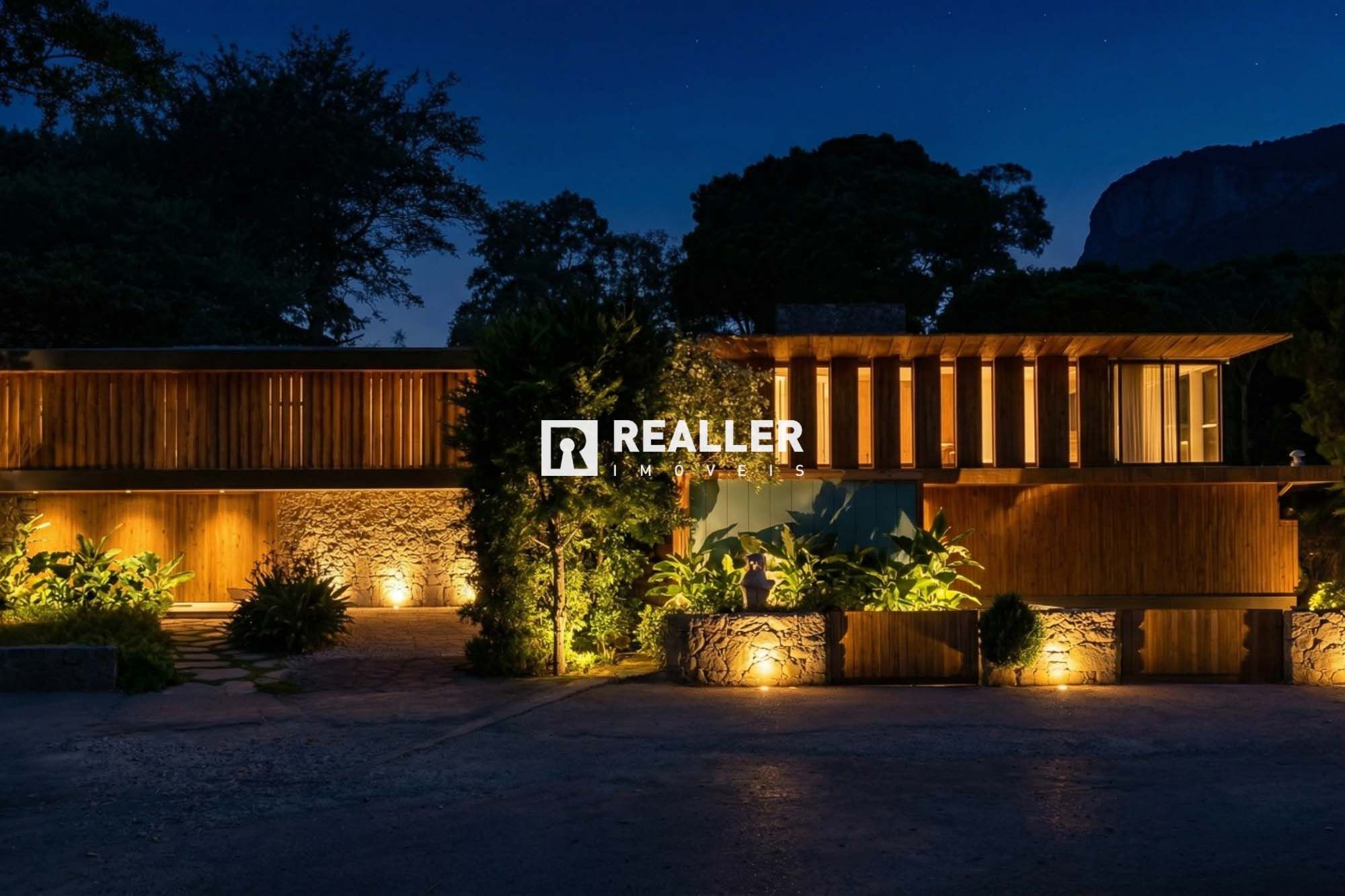 Condom�nio Jardim do Itanhang�